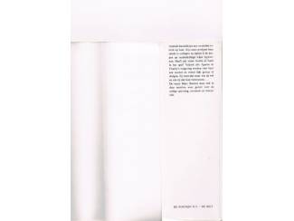 Romans AFGEPRIJSD: Mary Stewart Omnibus