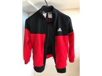 Kleding Trainingspak Adidas zwart met rood