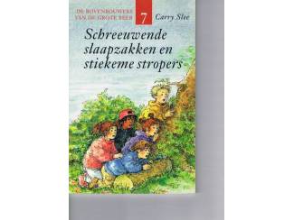 Jeugdboeken Carry Slee – Schreeuwende slaapzakken en stiekeme stropers