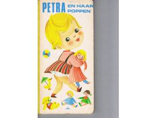 Kinderboeken Petra en haar poppen