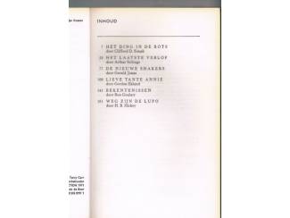 Science Fiction SF verhalen  deel 4 Het ding in de rots