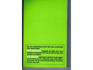 Science Fiction SF verhalen  deel 4 Het ding in de rots