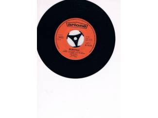 Grammofoon / Vinyl Johnny en Rijk – 1967 – De Bostella-Bij Merie in de saloon