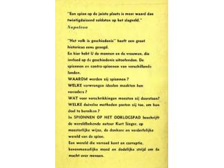 Geschiedenis en Politiek Arend boeken nr 15 - Spionnen op het Oorlogspad - Kurt Singer