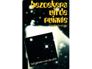Bezoekers uit de ruimte - Adolf Schneider