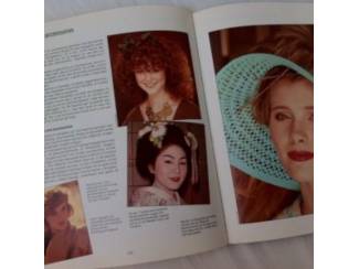 Overige Boeken en Diversen Haar - Renske Mann & Marion Mathews