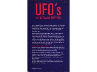 Science Fiction UFO's - het bestaan bewezen - Hilary Evans