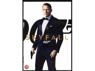 DVD - 007 - Skyfall ( 12 )