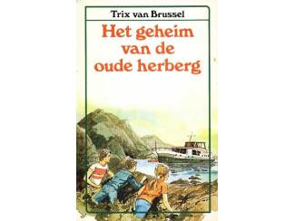 Het geheim van de oude herberg - Trix van Brussel - 1978
