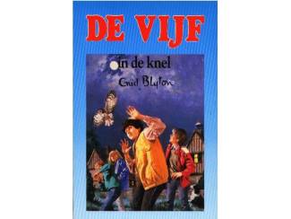 De Vijf dl 8 - De Vijf in de knel - Enid Blyton - blauw