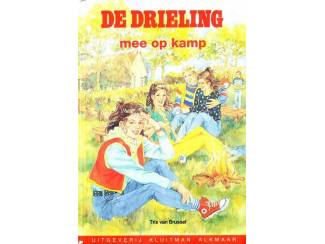 De Drieling mee op kamp - Trix van Brussel