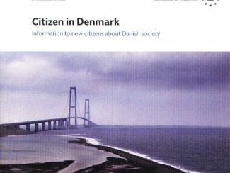 Reisboeken Citizen in Denmark - Ministery Immigration Deens - Danish