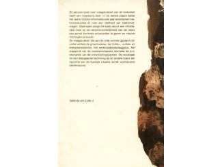 Overige Boeken en Diversen Naar een maatschappij zonder toekomst - P Nijkamp