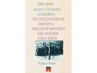 Overige Boeken en Diversen Drie jaar alleen, tussen anderen - Robert Kee