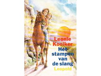 Jeugdboeken Het stampen van de slang - Leonie Kooiker