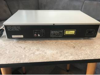 Geluid Technics SL-P222A CD speler