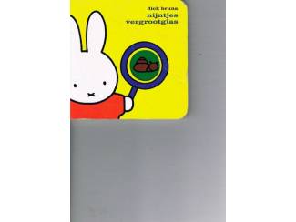 Nijntjes vergrootglas &ndash; Dick Bruna