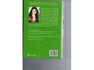 Romans Virginia Andrews &ndash;  Verwaaide bladeren