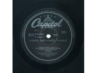 Grammofoon / Vinyl WINGS – Venus and Mars 13 nrs LP + 2 poster 1975 ZGAN