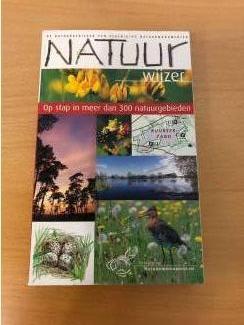 Flora en Fauna Natuurwijzer ( natuurmonumenten ) 300 natuurgebieden.