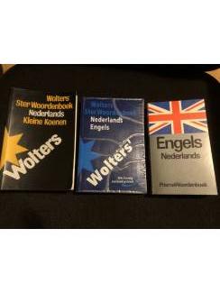 Woordenboeken Woordenboeken Nederlands en Engels ( ne/en + en/ne ).