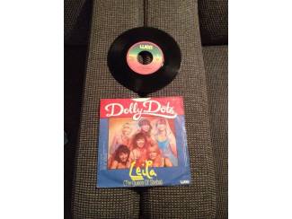 Grammofoon / Vinyl Lp en singles Dolly Dots en  koningin Juliana , ook los te koop