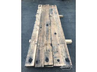 Hout en Planken Echte oud eiken wagondelen en spoorbiels planken