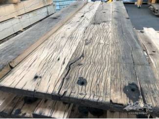 Hout en Planken Echte oud eiken wagondelen en spoorbiels planken