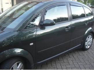 Audi onderdelen Zijwindschermen Audi pasvorm getinte raamspoilers oa A4 Heko