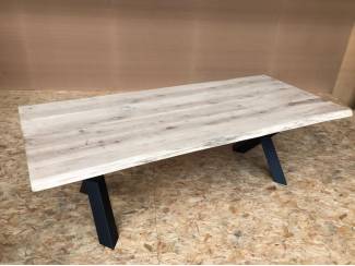 Tafels | Overige Rustiek Eiken boomstam tafelbladen te koop