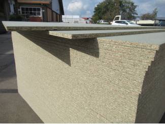 Platen en Panelen Watervaste spaanplaten 12 en 16,5mm dik in de aanbieding