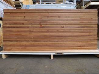 Deuren en Horren Nieuwe hardhouten balkondeuren