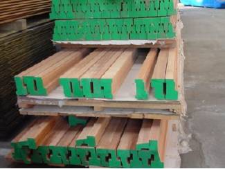 Hout en Planken Meranti kozijnhout ABC-profiel en raamhout