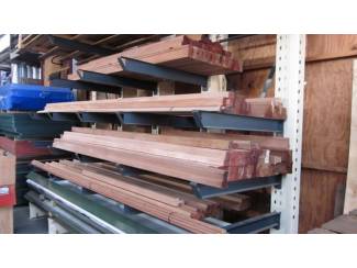 Hout en Planken Meranti kozijnhout ABC-profiel en raamhout