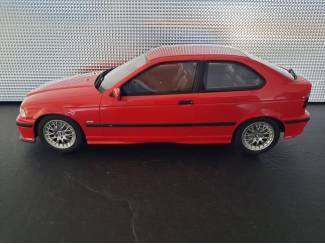 Auto's BMW E36 Compact 323 Ti 1998 Schaal 1:18