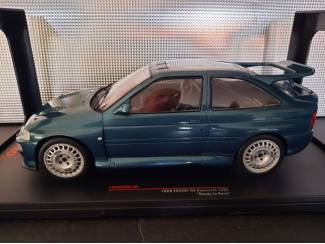 Auto's Ford Escort RS Cosworth 1996 Schaal 1:18