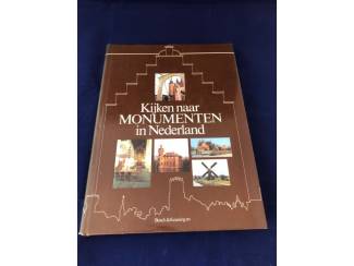 Kijken naar monumenten in Nederland.( monumentenzorg )