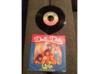 Grammofoon / Vinyl Lp en singles Dolly Dots en  koningin Juliana , ook los te koop