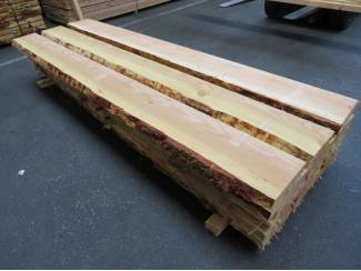 Hout en Planken Douglas boomstambladen en planken