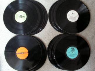 Opruiming 40 LP&rsquo;s zonder hoes voor decoratie niet draaibaar