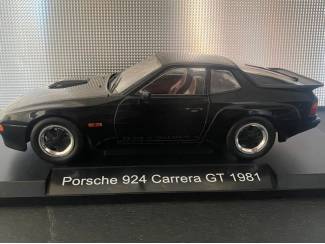 Auto's Porsche 924 Carrerra GT 1981 Schaal 1:18 ModelCarGroep