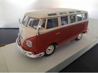 VW T1 Samba Schaal 1:24