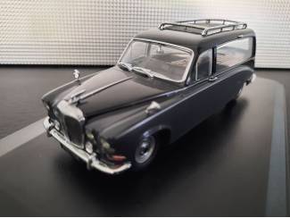 Begrafenisauto Daimler DS420 Hearse Schaal 1:43