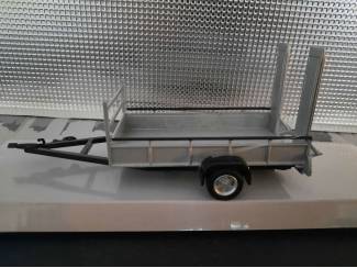 Caravans en aanhangers Tow Car Trailer Schaal 1:43