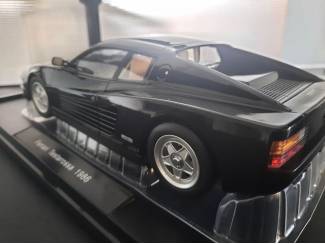 Auto's Ferrari Testarossa 1986 Schaal 1:18