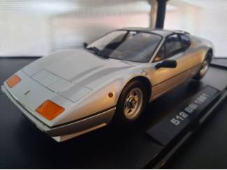 Auto's Ferrari 512 BBi 1981 Schaal 1:18