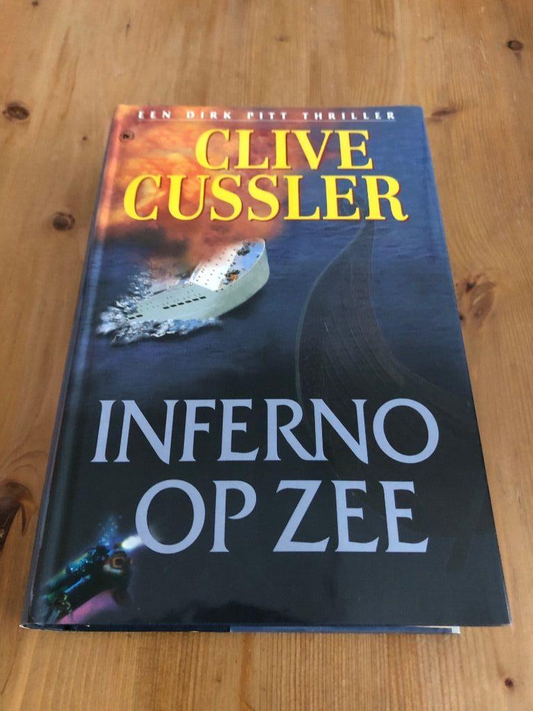 Clive Cussler : Inferno op zee ( thriller ) hardcover
