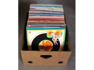 Gratis op te halen ongeveer 100 hobby LP's met hoezen