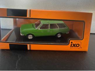 Auto's Volkswagen Passat Variant LS Schaal 1:43