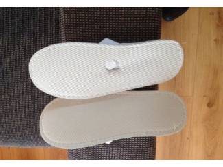 Damesschoenen Sloffen wit 29 cm lang met rubber zolen sauna slippers